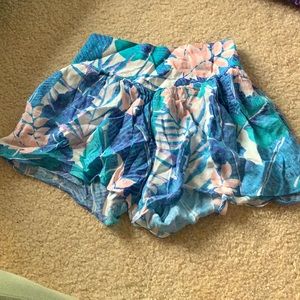 American eagle flowery shorts